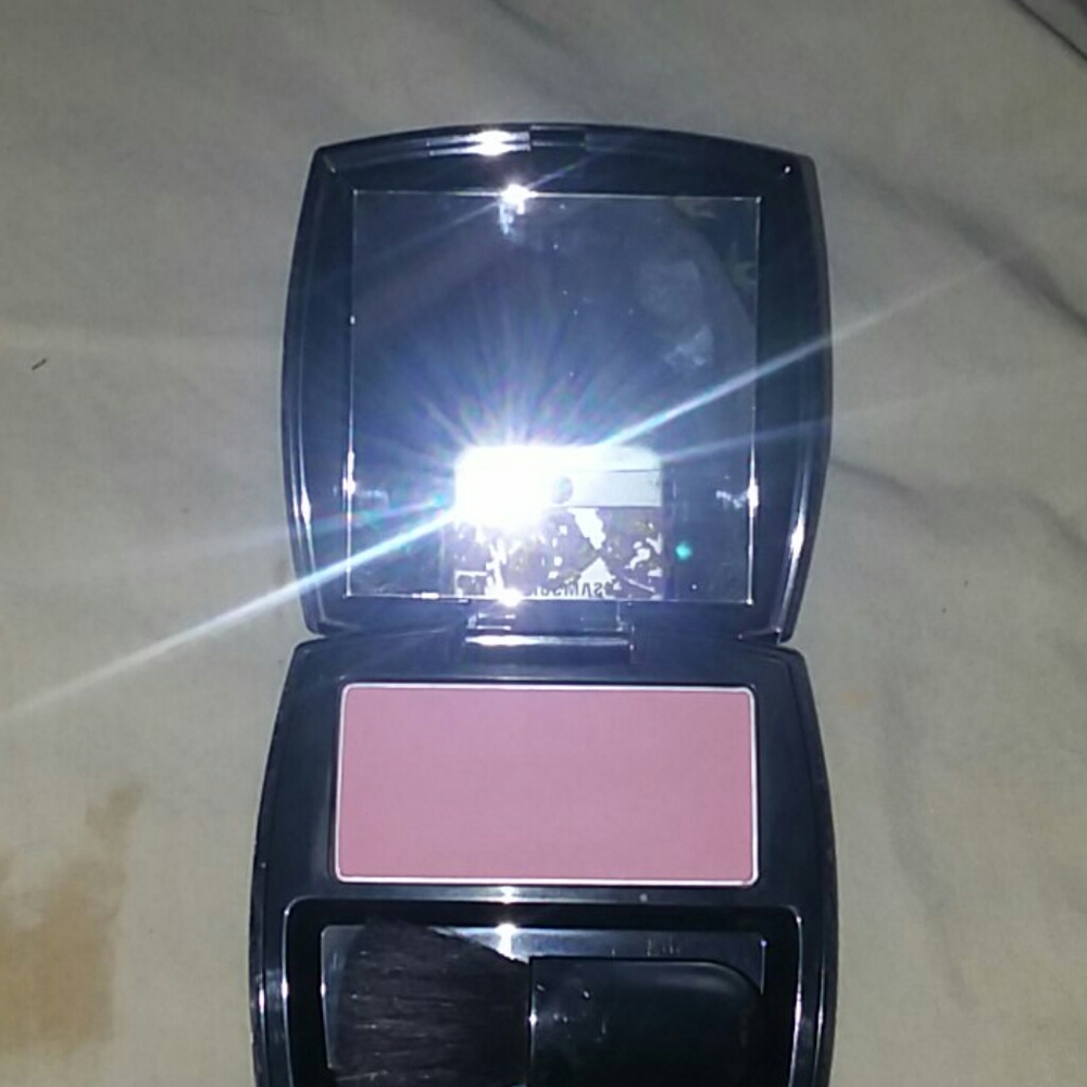 Unlisted makeup - Picture 4 of 8